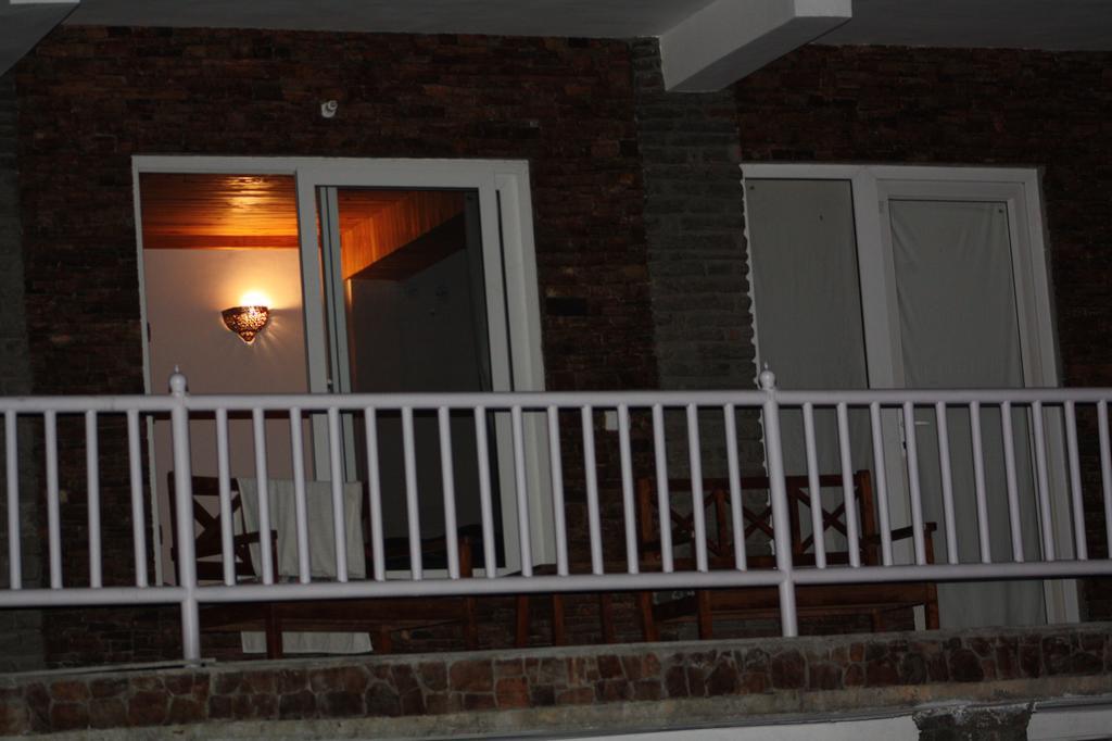 Kasar Rainbow Yoga Retreat Villa Almora Exterior photo